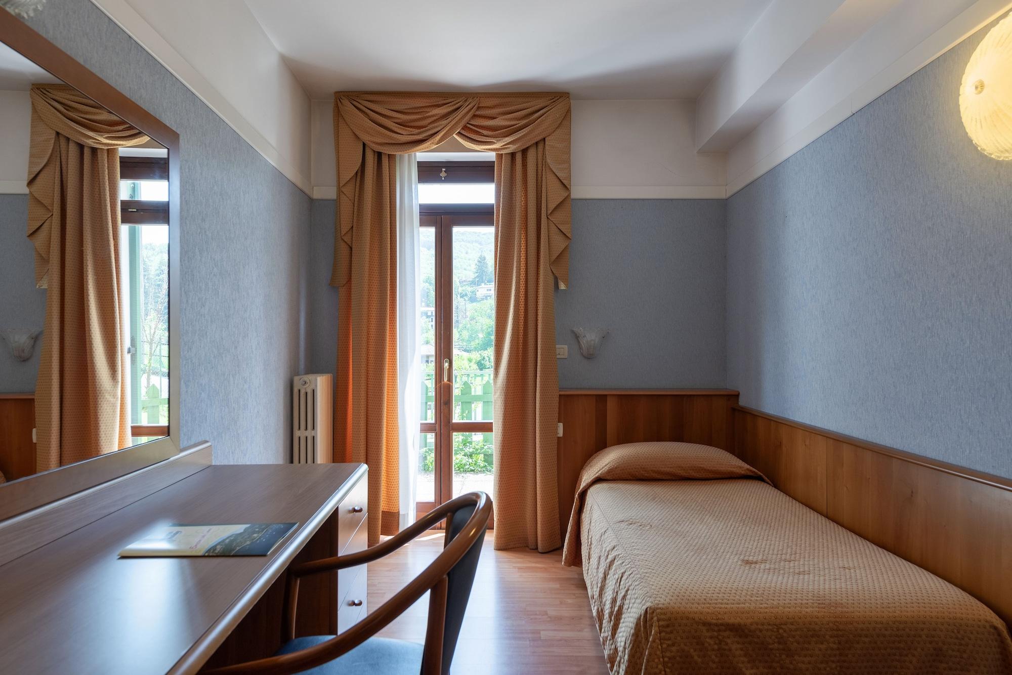 Park Hotel Jolanda San Zeno di Montagna Buitenkant foto