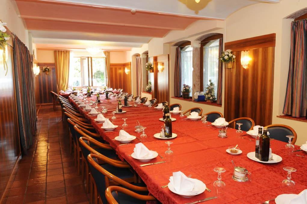 Park Hotel Jolanda San Zeno di Montagna Buitenkant foto