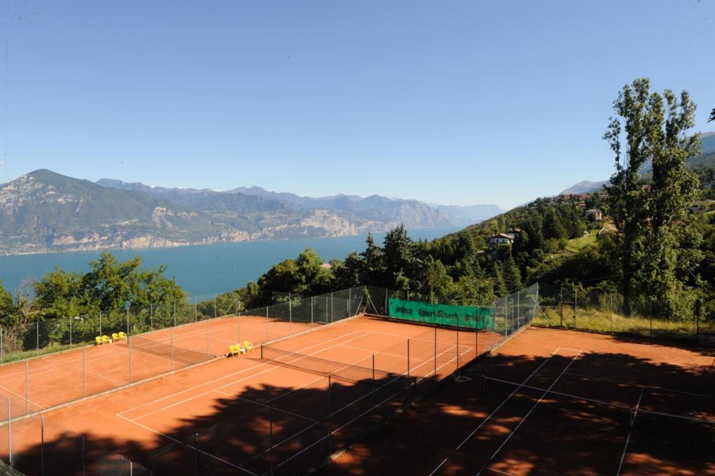 Park Hotel Jolanda San Zeno di Montagna Buitenkant foto