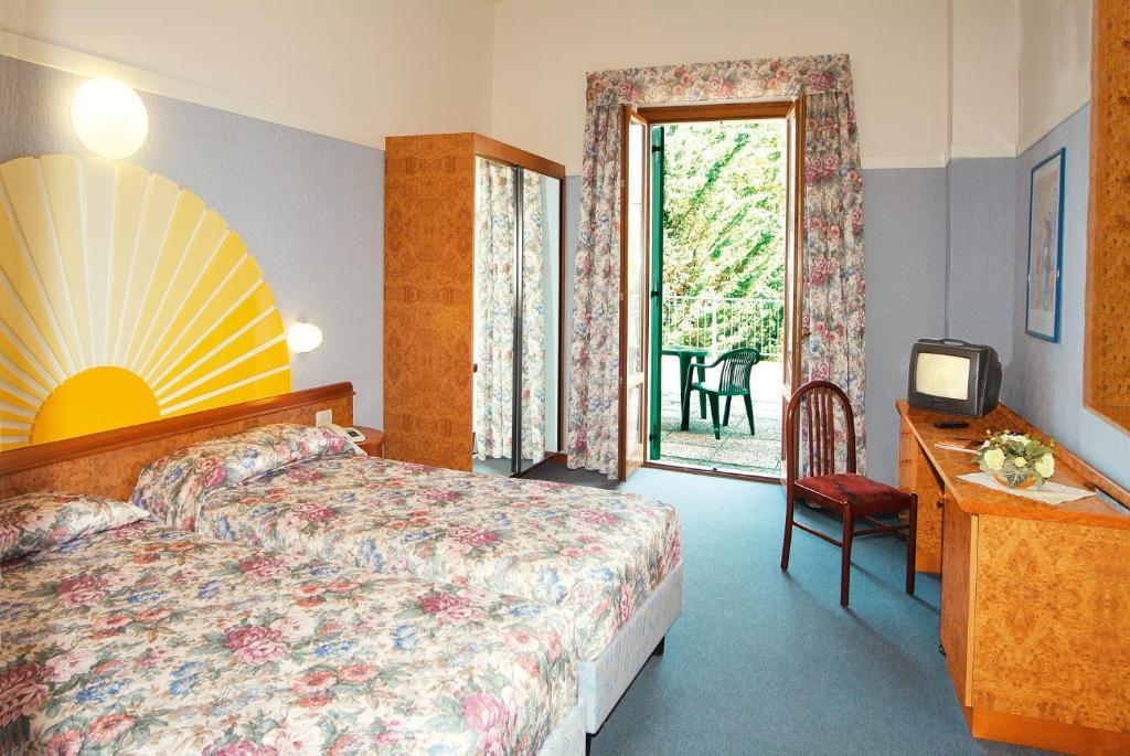Park Hotel Jolanda San Zeno di Montagna Buitenkant foto